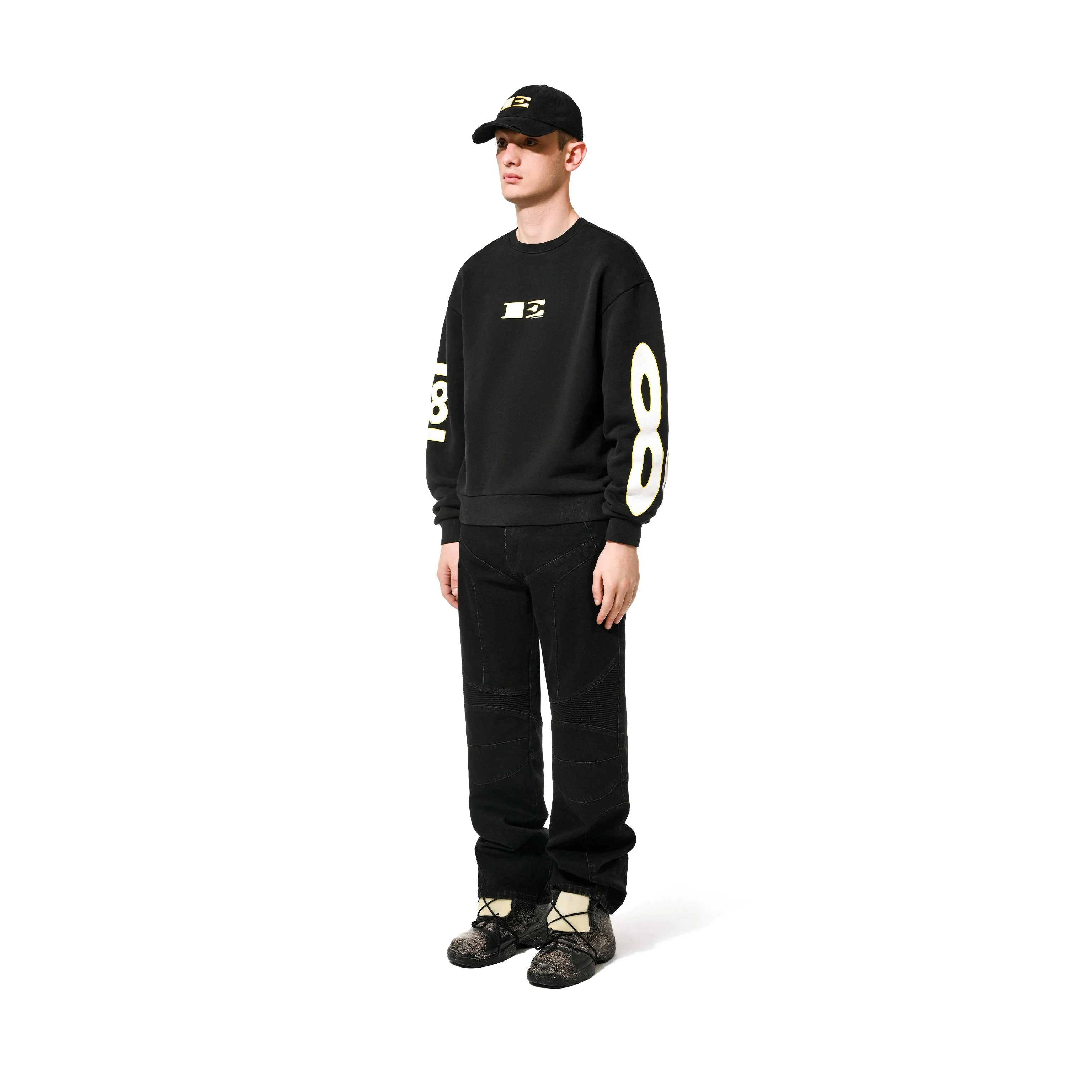 E SWEATSHIRT - BLACK
