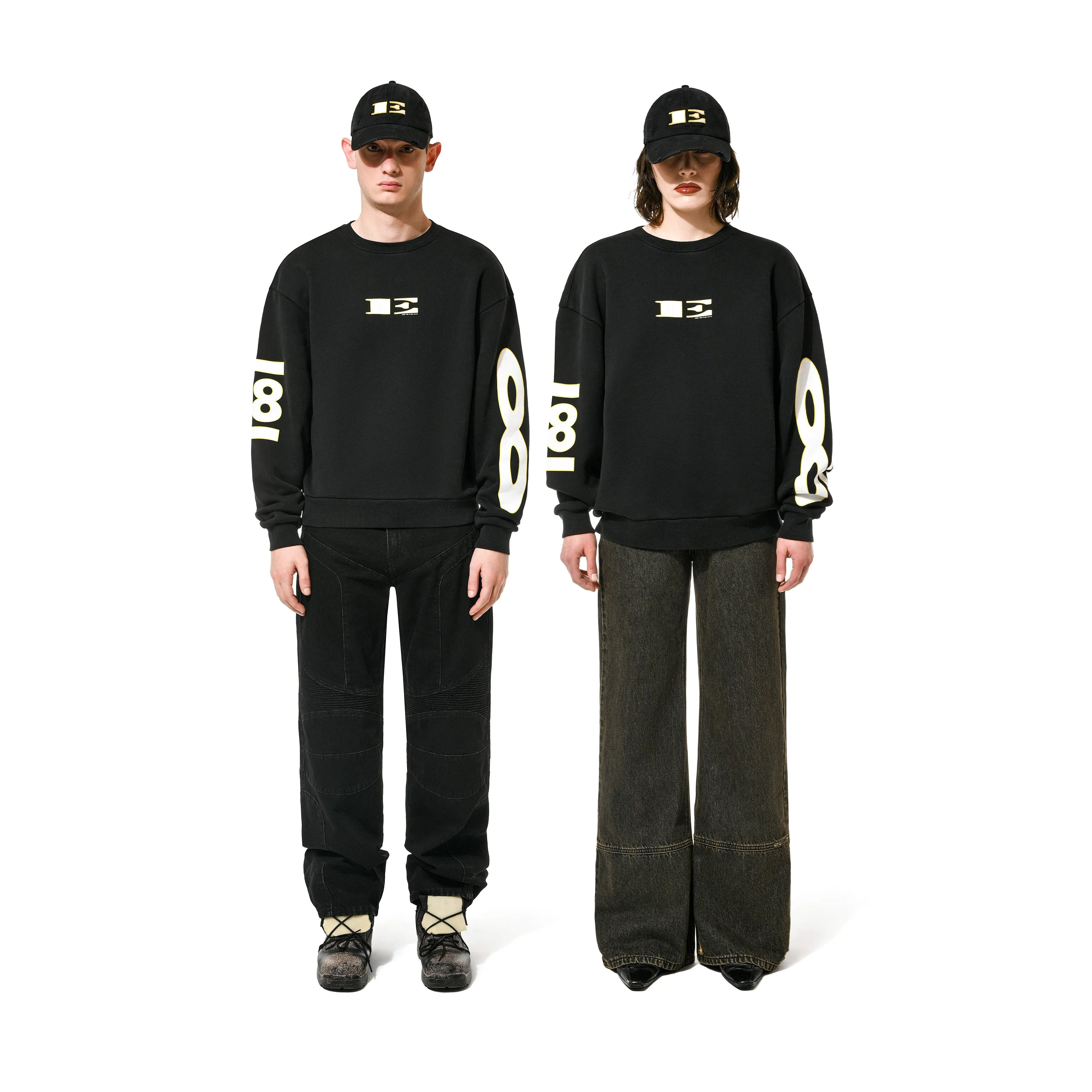 E SWEATSHIRT - BLACK