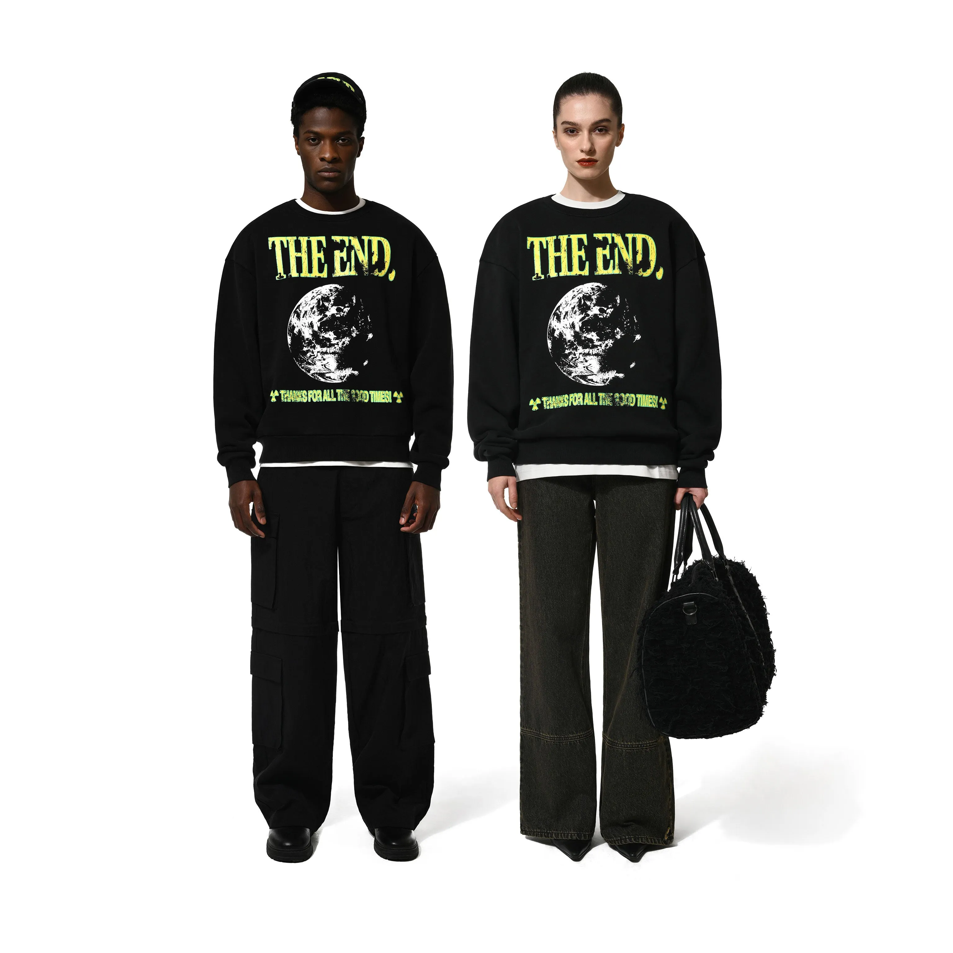 THE END SWEATSHIRT - BLACK