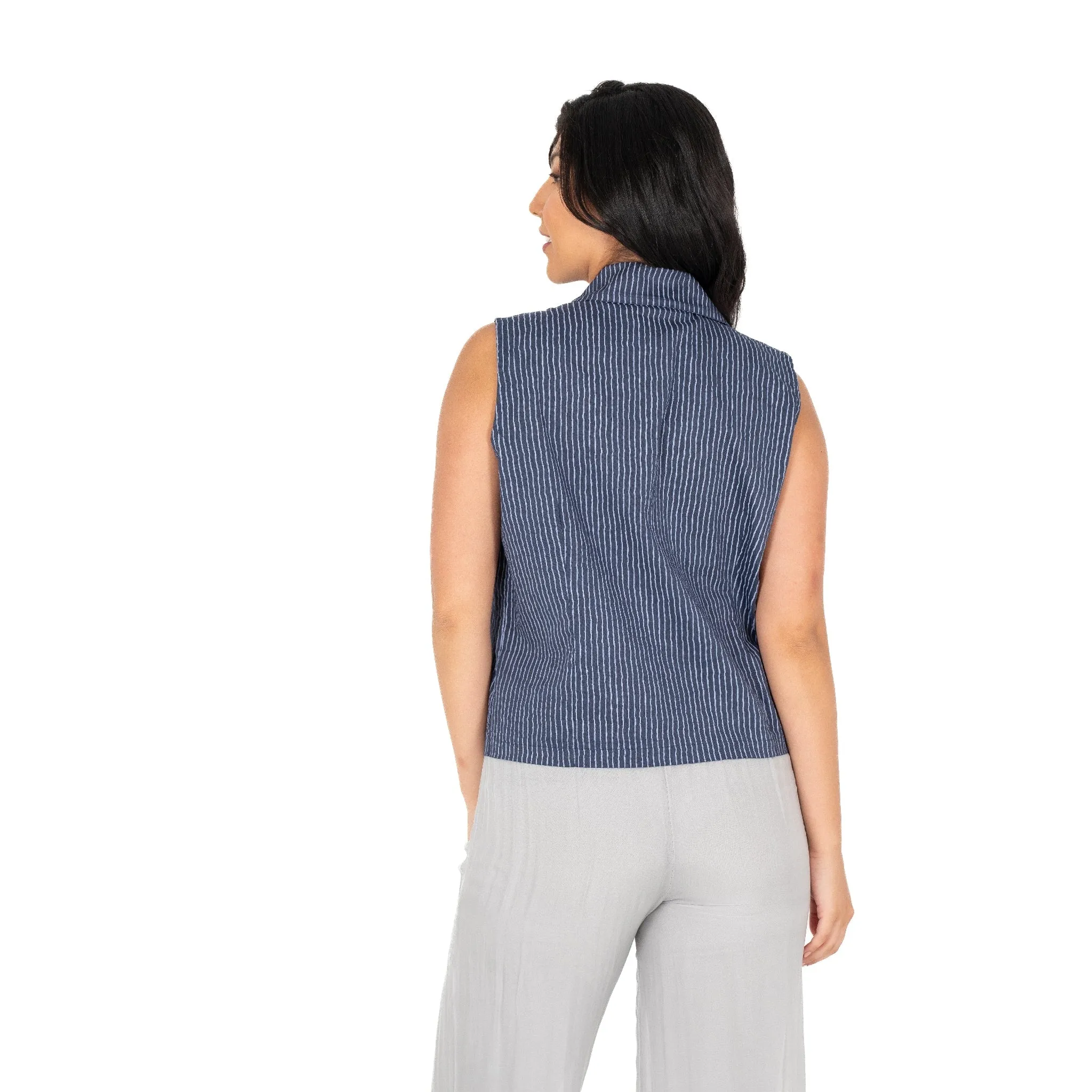 Women's Sleeveless Woven Jacket